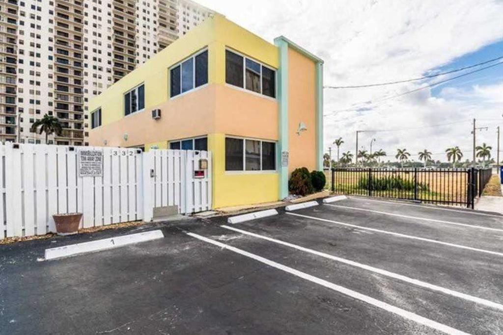 Hollywood Beachfront House 외부 사진