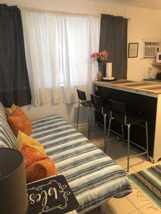 Hollywood Beachfront House 외부 사진